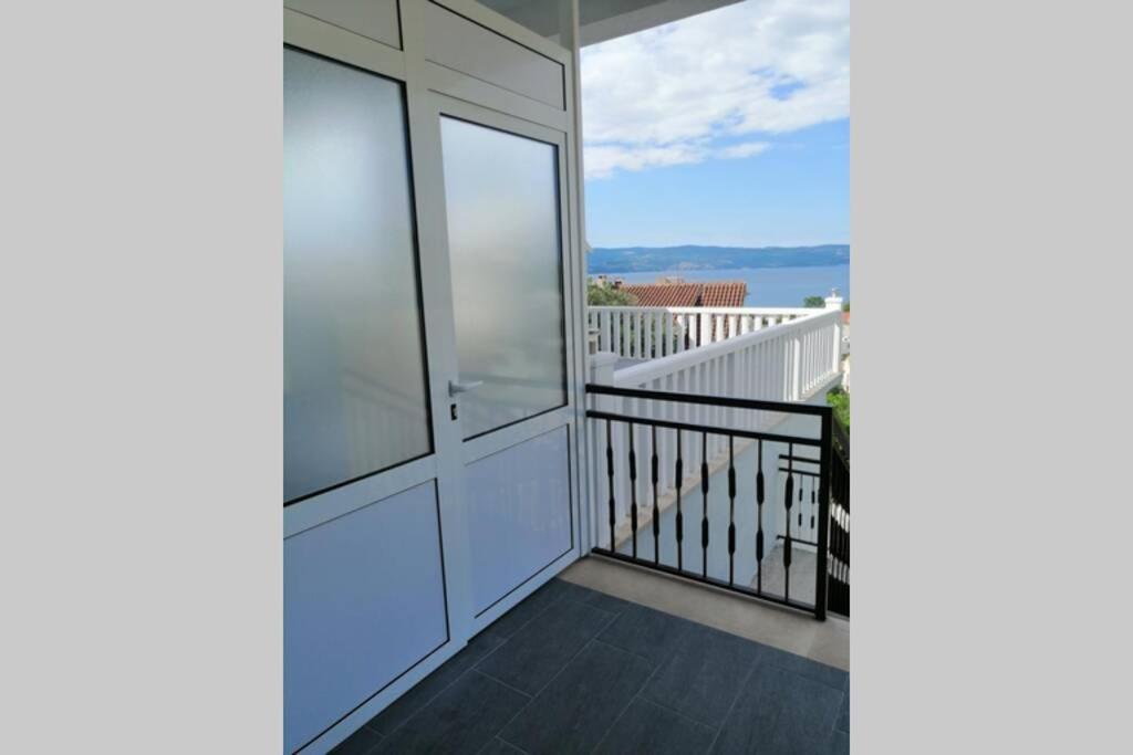 Apartman Jercic Apartamento Dugi Rat Exterior foto